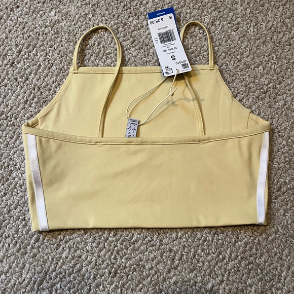 Adidas - Picture 2 of 7